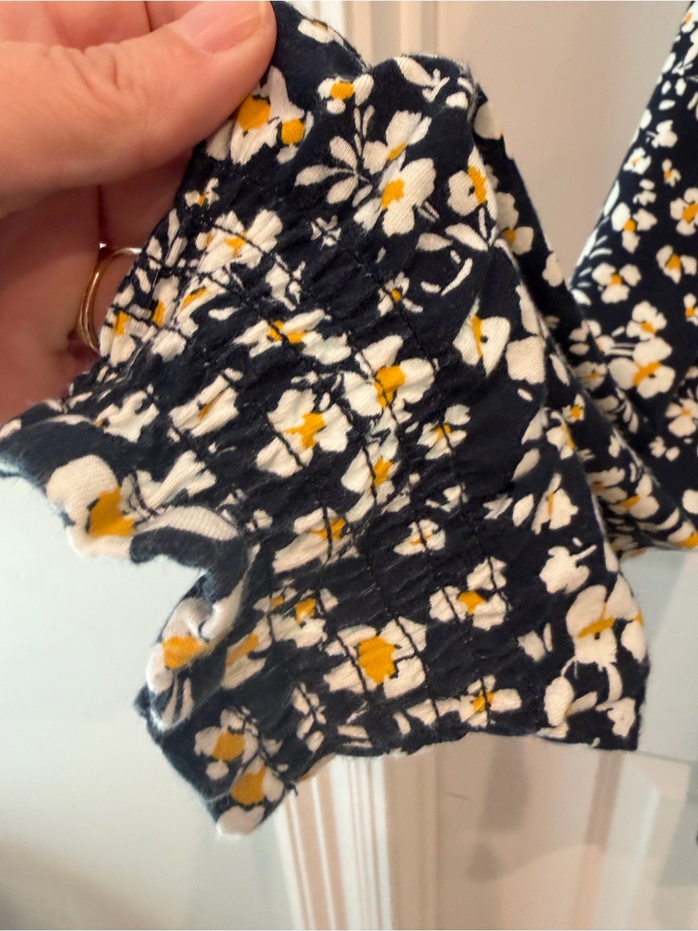 J. Jill Floral Smocked Tunic with Yellow Blooms Size Large - Picture 5 of 14